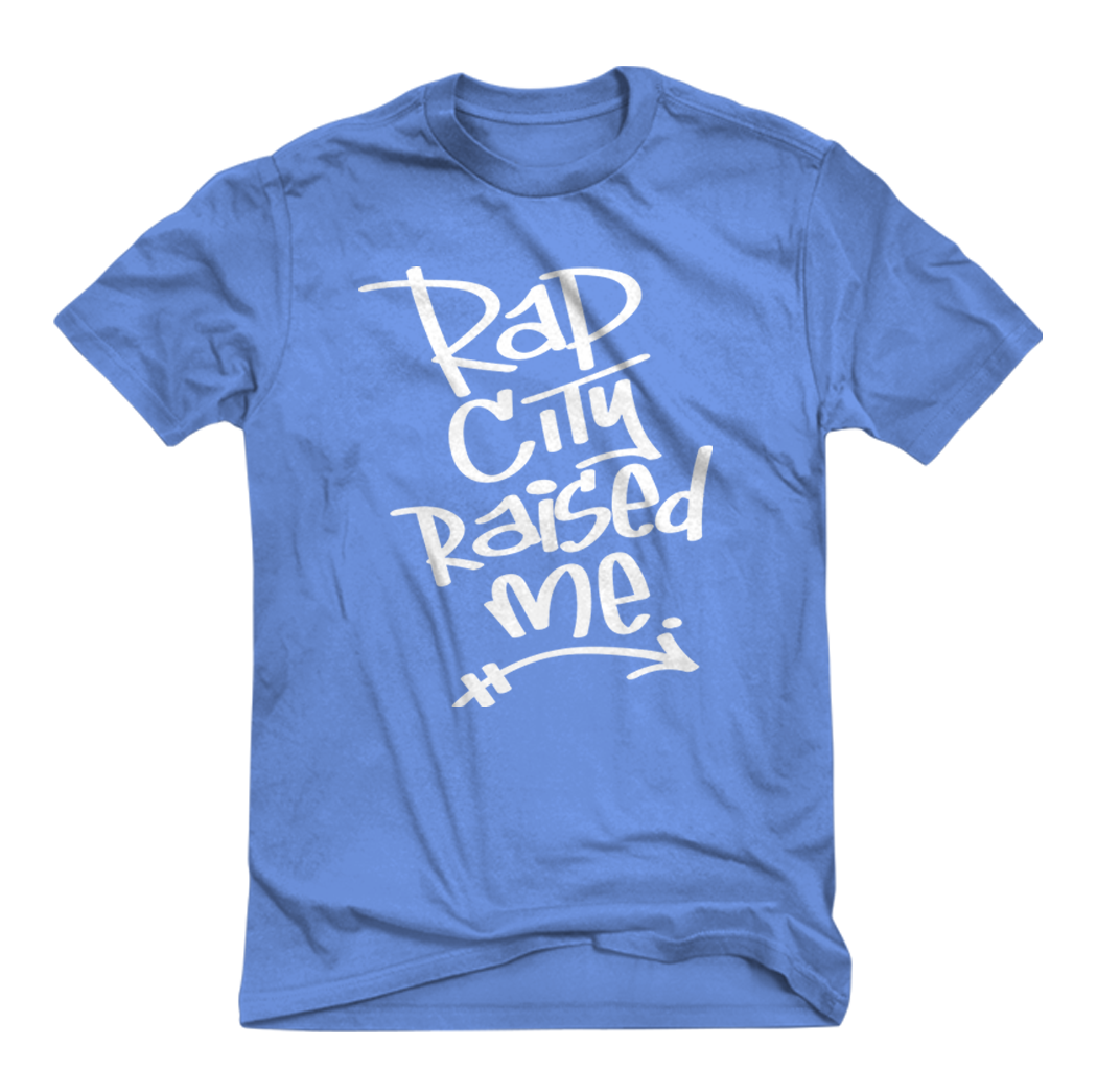 【Raucohouse】Satisfy lettering graphic T-shirt RAPCITYRAISEDME TEE - GRAF - LIGHT BLUE – Big Tigger